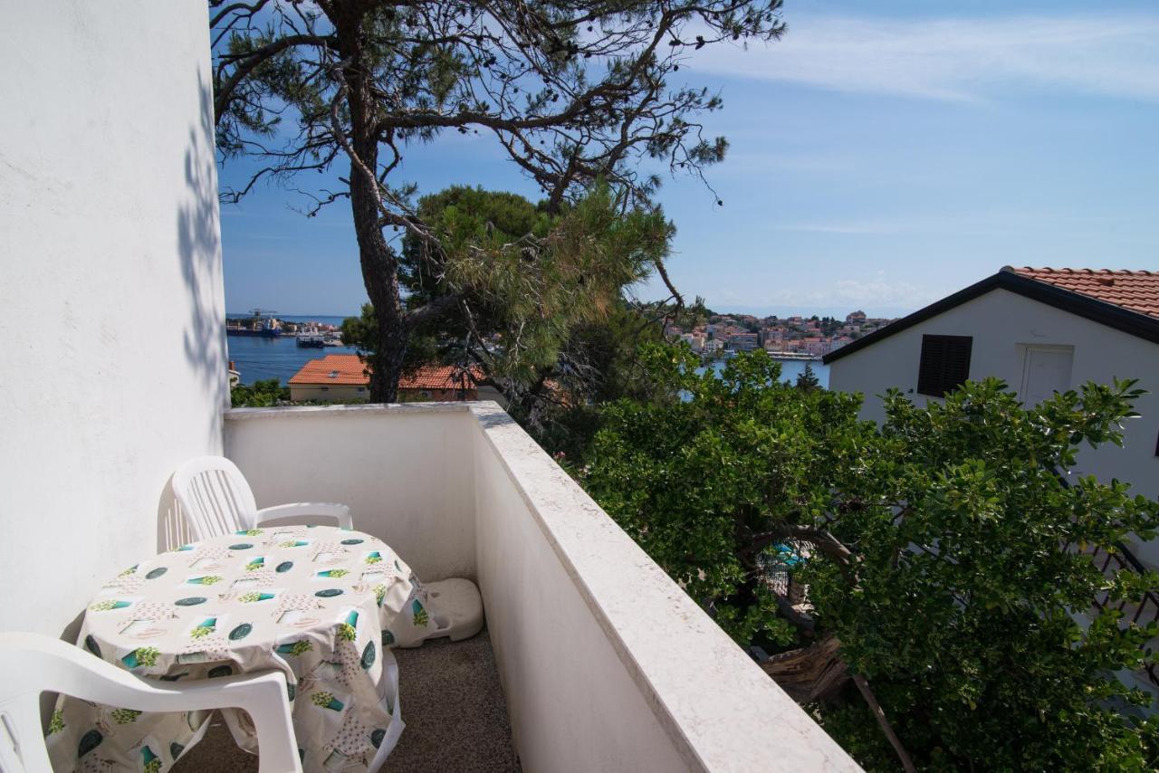 Nena Lägenhet Mali Lošinj Exteriör bild