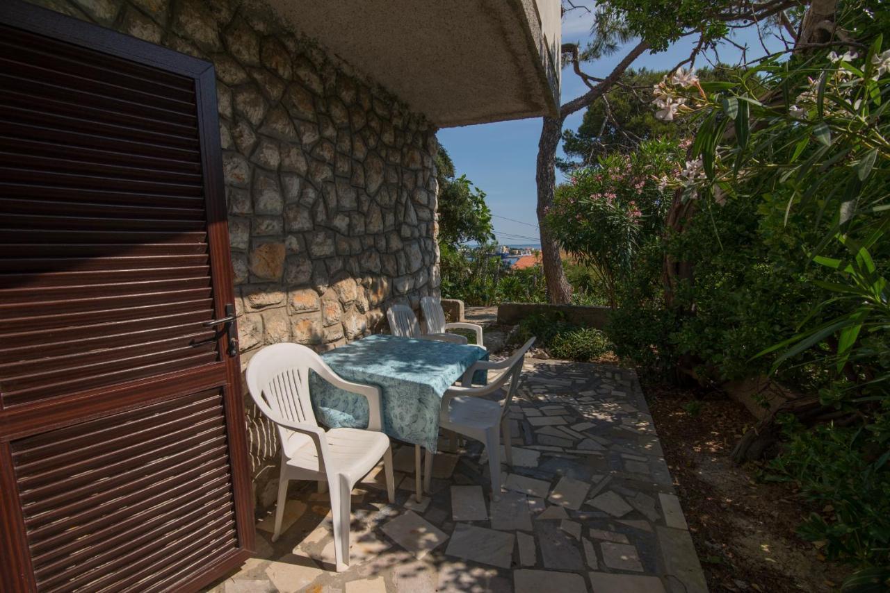 Nena Lägenhet Mali Lošinj Exteriör bild